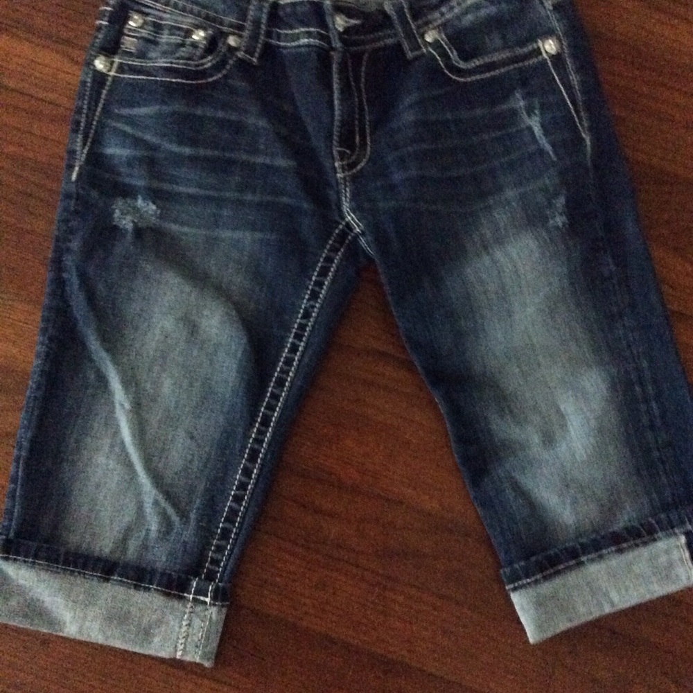 Miss Me Jeans Signature Cropped